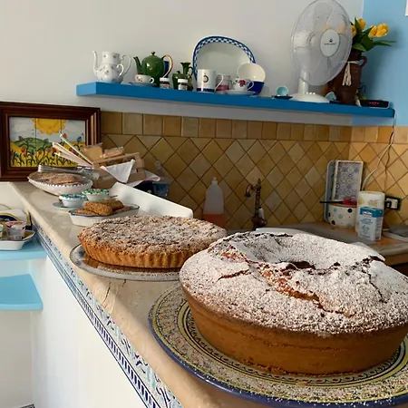 Sole Azzurro Bed & Breakfast